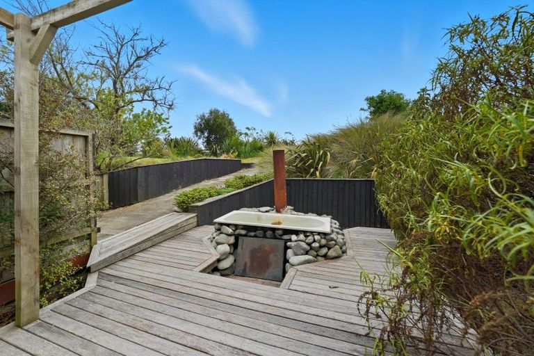 Photo of property in 92 Dunns Avenue, The Pines Beach, 7630