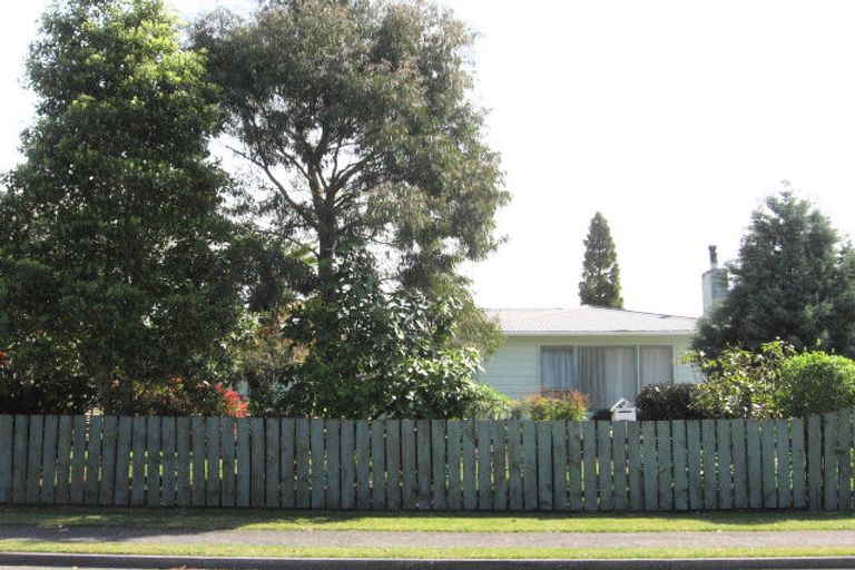 Photo of property in 32 Mcintyre Avenue, Fenton Park, Rotorua, 3010