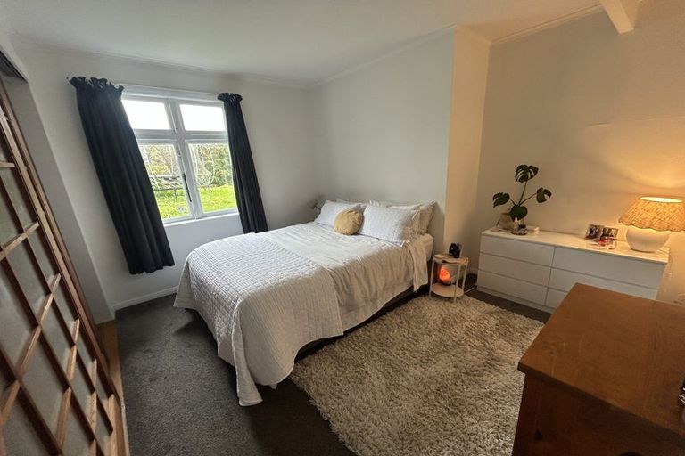 Photo of property in 14 Trelissick Crescent, Ngaio, Wellington, 6035