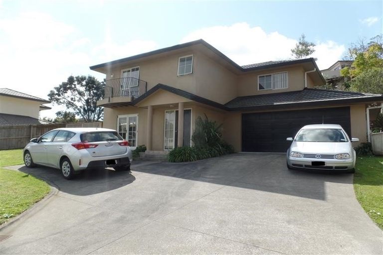 Photo of property in 12 Landvale Court, Browns Bay, Auckland, 0630