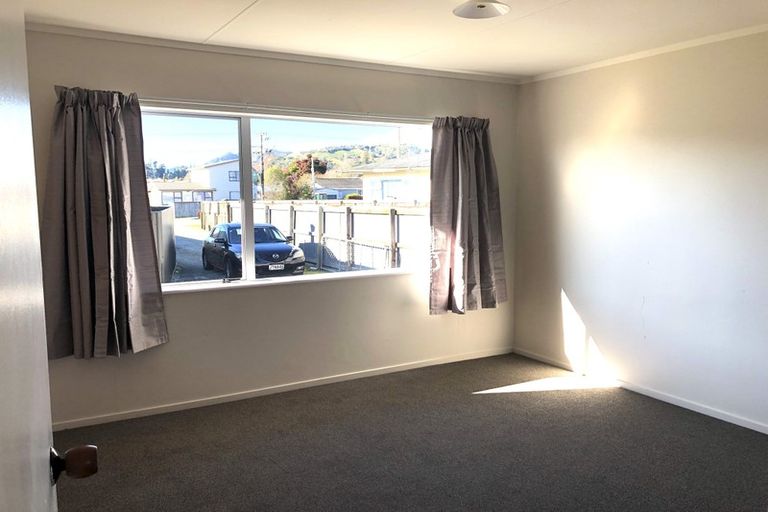 Photo of property in 2/14 Polstead Road, Stoke, Nelson, 7011