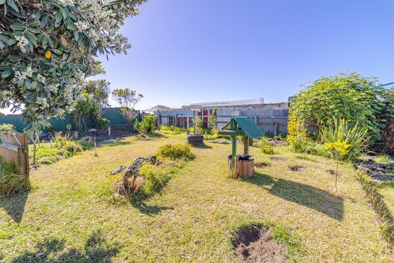 Photo of property in 134 Cornfoot Street, Castlecliff, Whanganui, 4501