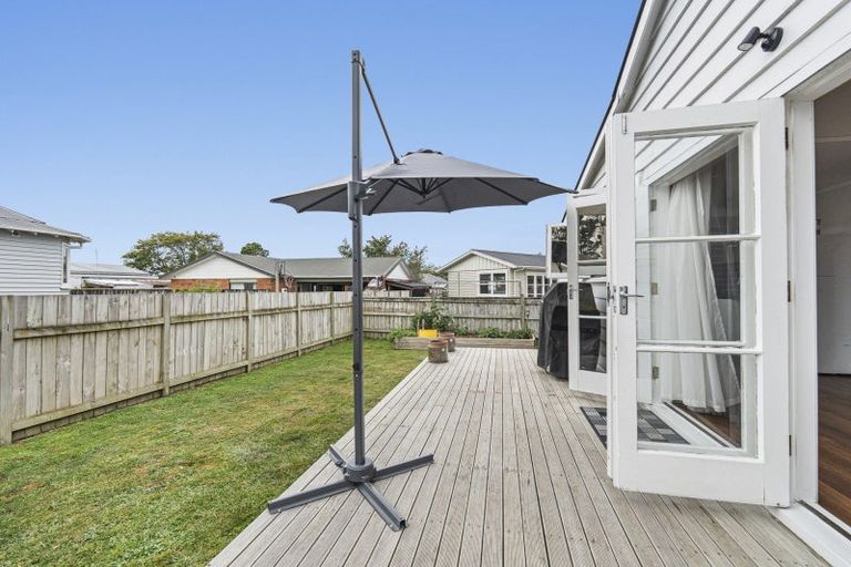 Photo of property in 7 Cutfield Street, Inglewood, 4330