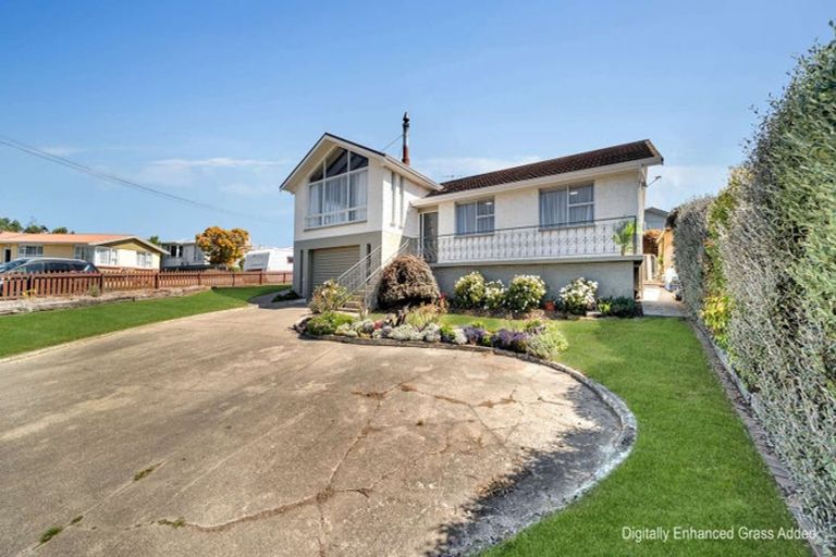 Photo of property in 1 Oxford Street, Holmes Hill, Oamaru, 9401