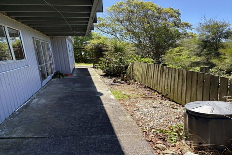 Photo of property in 34 Mark Avenue, Paparangi, Wellington, 6037