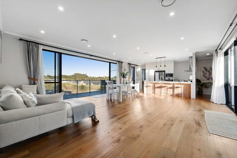 Photo of property in 150 Ninth View Avenue, Beachlands, Auckland, 2018