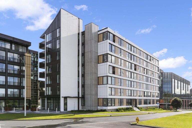 Photo of property in 409/2a Munroe Lane, Albany, Auckland, 0632