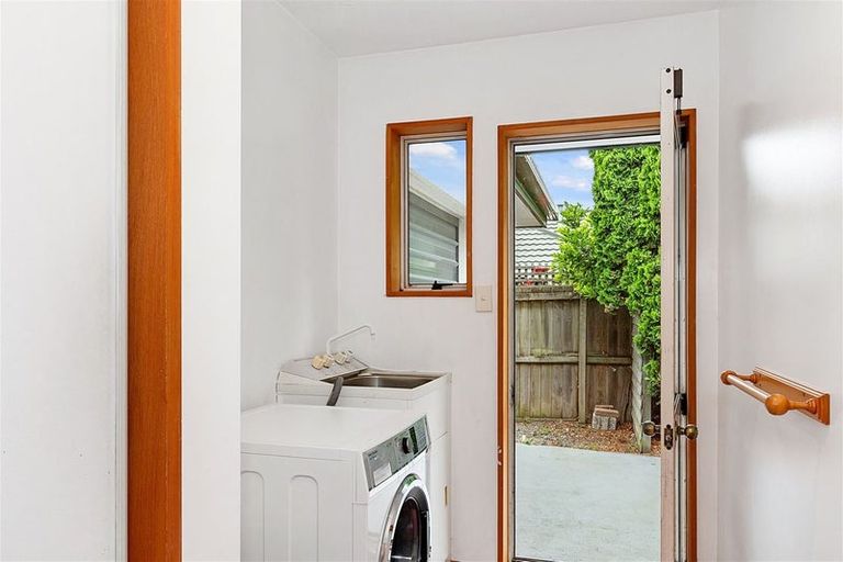 Photo of property in 4 Penruddock Rise, Westmorland, Christchurch, 8025