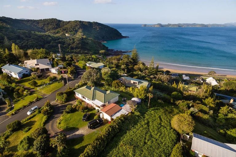 Photo of property in 34 Oneroa Road, Russell, 0202