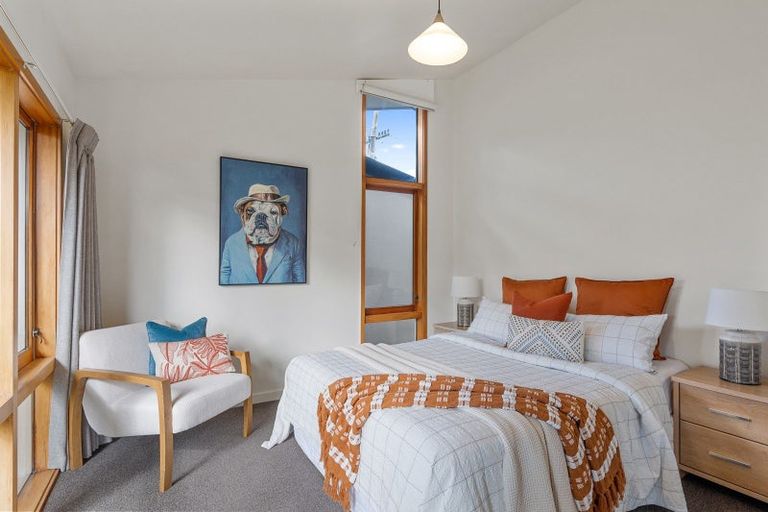 Photo of property in 394 Cashmere Road, Westmorland, Christchurch, 8025