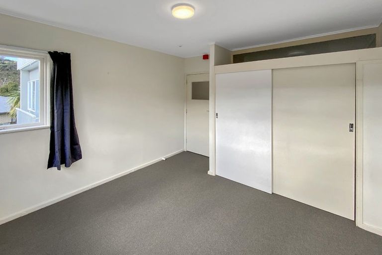 Photo of property in 95 Farmer Crescent, Taita, Lower Hutt, 5011