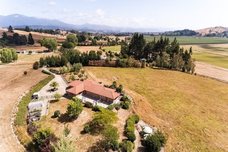 Photo of property in 271 Central Road South, Upper Moutere, 7175