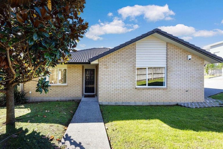 Photo of property in 153 Gulf Harbour Drive, Gulf Harbour, Whangaparaoa, 0930