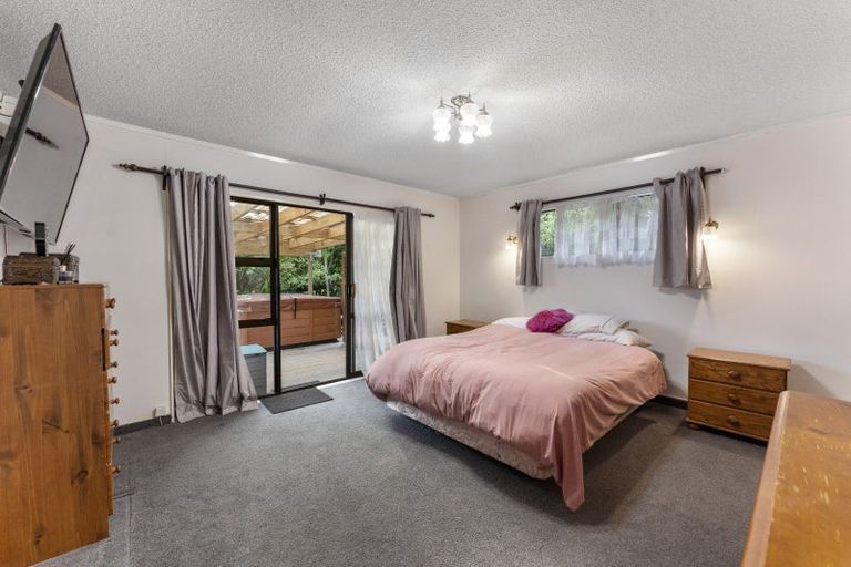 Photo of property in 193 Katherine Mansfield Drive, Whitemans Valley, Upper Hutt, 5371