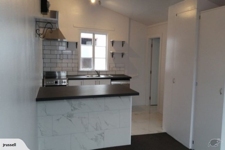 Photo of property in 3/164 Shaw Avenue, New Brighton, Christchurch, 8083