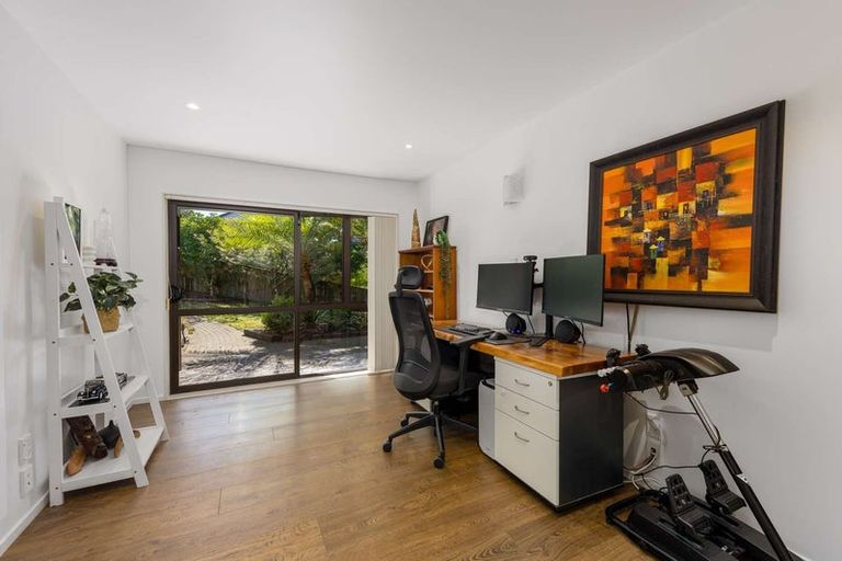 Photo of property in 26 Arran Road, Browns Bay, Auckland, 0630