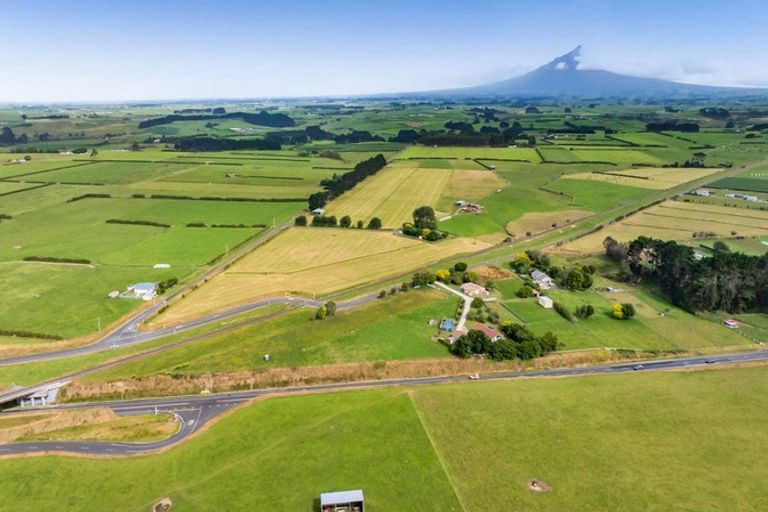 Photo of property in 36 Te Roti Road, Te Roti, Hawera, 4673