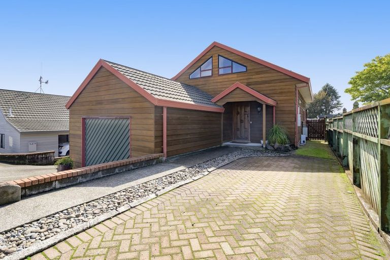 Photo of property in 4a London Place, Judea, Tauranga, 3110