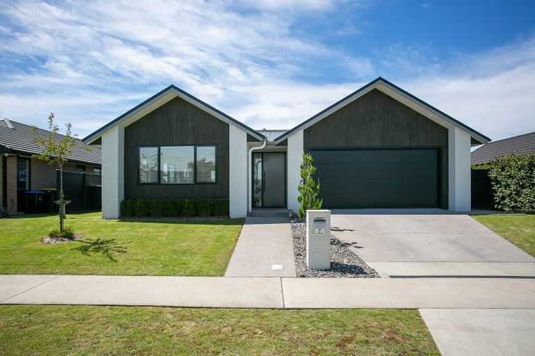 Photo of property in 7 Lewis Way, Cambridge, 3434