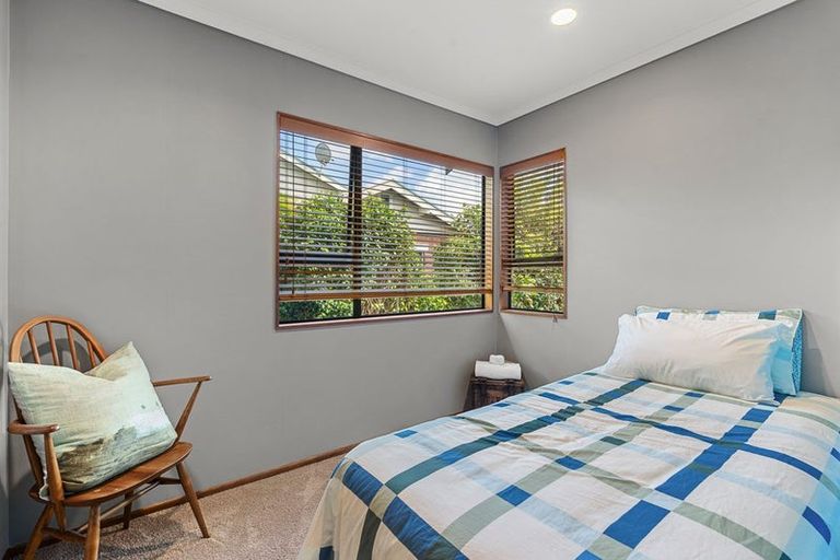 Photo of property in 3b Barrett Street, Westown, New Plymouth, 4310