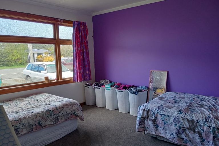 Photo of property in 5 Clifden Highway, Tuatapere, 9620