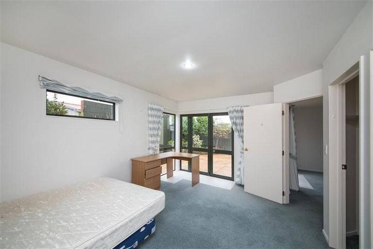 Photo of property in 32 Stewart Crescent, Hokowhitu, Palmerston North, 4410