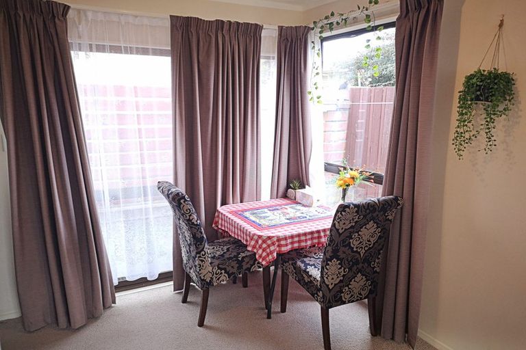 Photo of property in 32b Camperdown Road, Miramar, Wellington, 6022