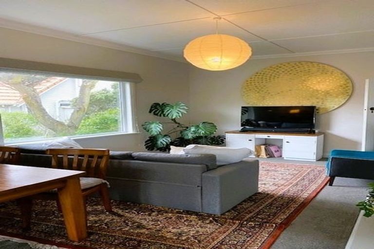 Photo of property in 16 Moana Road, Kelburn, Wellington, 6012