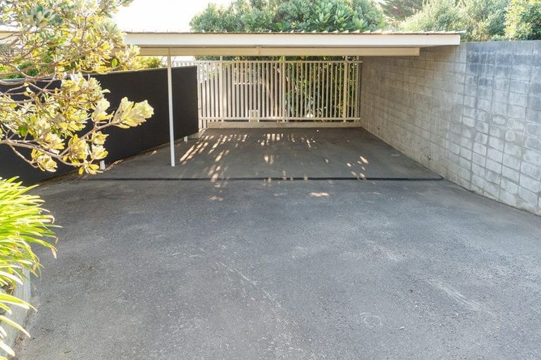 Photo of property in 55a Wharemauku Road, Raumati Beach, Paraparaumu, 5032