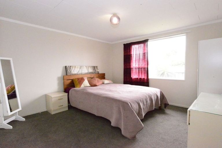 Photo of property in 1/30 Bassett Street, Burwood, Christchurch, 8083