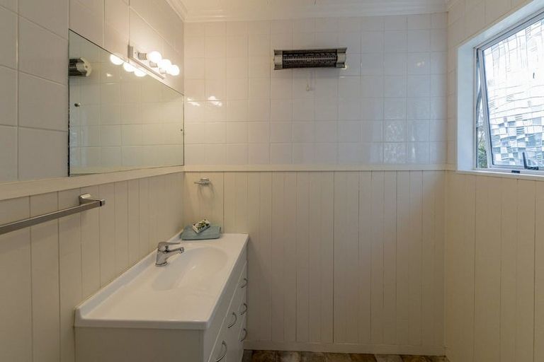 Photo of property in 8 Campion Road, Waikanae Beach, Waikanae, 5036