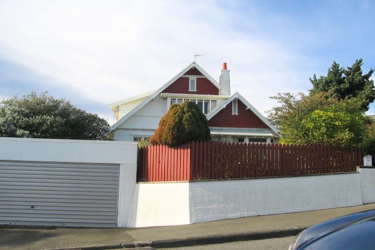Photo of property in 15 Coleman Terrace, Hospital Hill, Napier, 4110