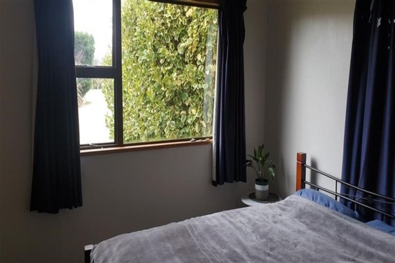 Photo of property in 90 Parry Crescent, Lake Hawea, Wanaka, 9382