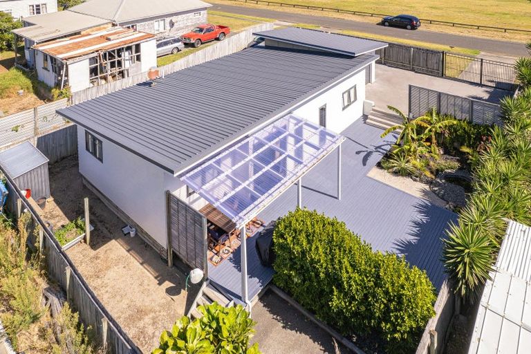 Photo of property in 47 Seafront Road, Castlecliff, Whanganui, 4501