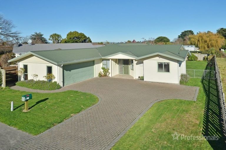 Photo of property in 225 Belvedere Road, Carterton, 5713