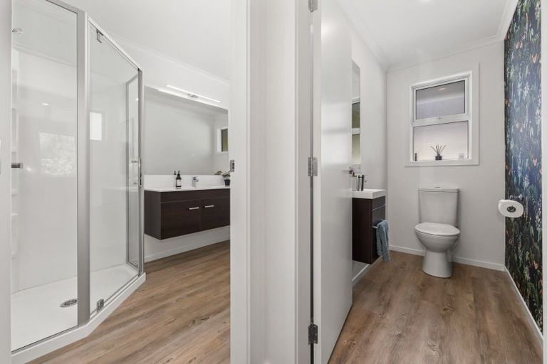 Photo of property in 35 Banks Boulevard, Whitby, Porirua, 5024