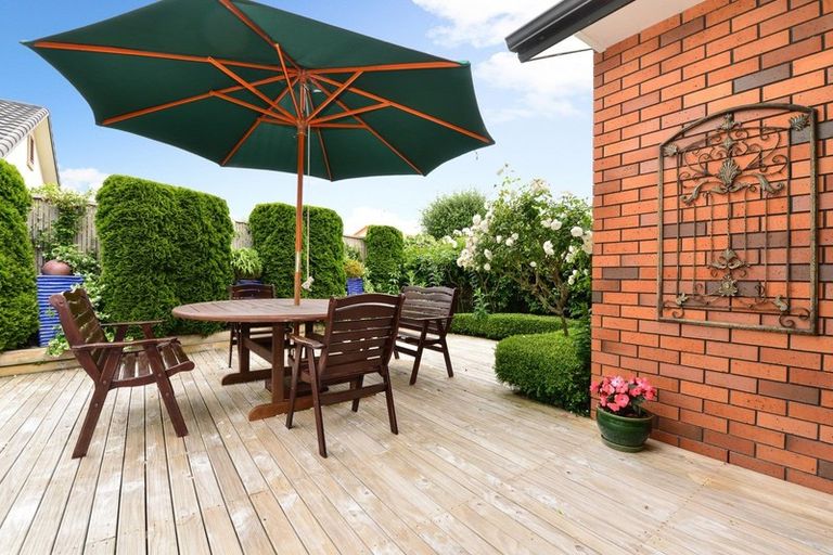 Photo of property in 38 Fendalton Drive, Rototuna, Hamilton, 3210