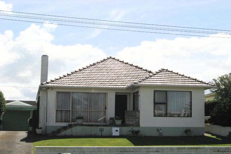 Photo of property in 38 Konini Street, Tawhero, Whanganui, 4501