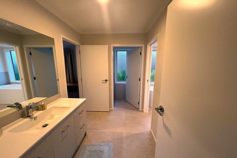 Photo of property in 61 Pineleigh Drive, Poraiti, Napier, 4182