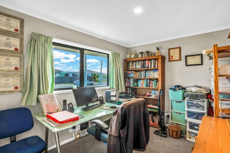 Photo of property in 16 Ottawa Road, Wainoni, Christchurch, 8061