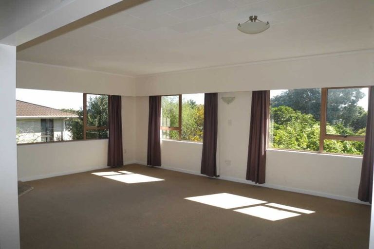 Photo of property in 16 Island View Terrace, Waikanae Beach, Waikanae, 5036