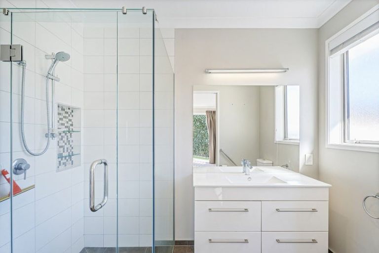 Photo of property in 8 Britannia Dell, Pauanui, Hikuai, 3579