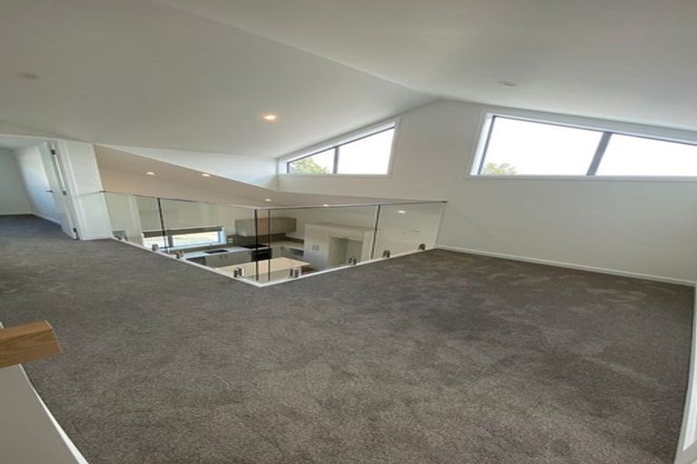 Photo of property in 16 Martin Street, Palmerston North, 4414