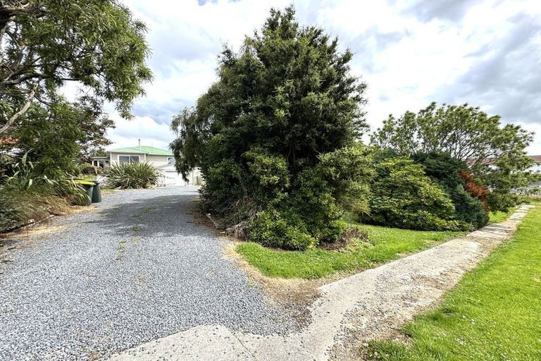 Photo of property in 9 Cargill Street, Owaka, 9535