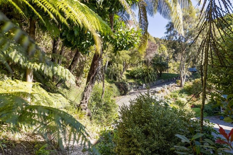 Photo of property in 700 Moetapu Bay Road, Moetapu Bay, Picton, 7282