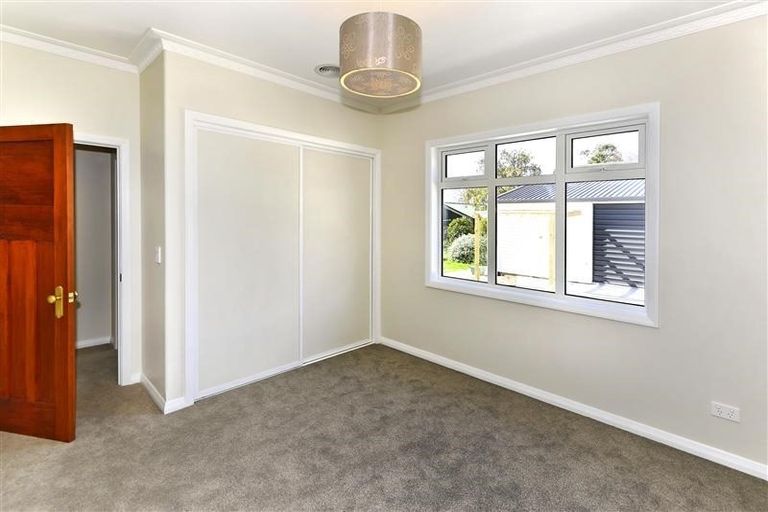 Photo of property in 62 Stapletons Road, Richmond, Christchurch, 8013