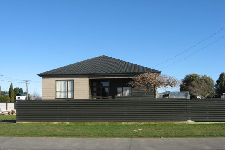 Photo of property in 88 Park Street, Winton, 9720