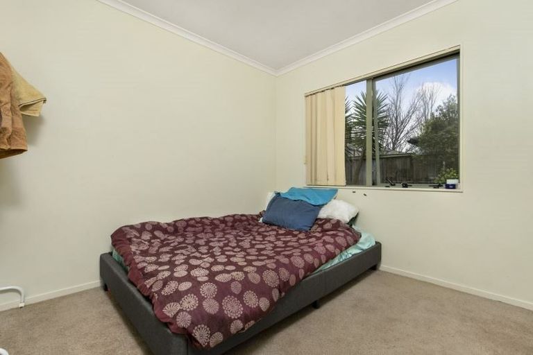 Photo of property in 19 Ashmere Lane, Weymouth, Auckland, 2103
