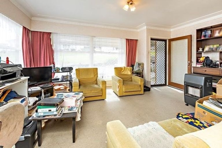 Photo of property in 2/18 Duke Street, Papakura, 2110