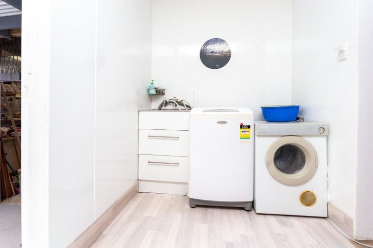 Photo of property in 9 Taplin Quay, Waitotara, Whanganui, 4588